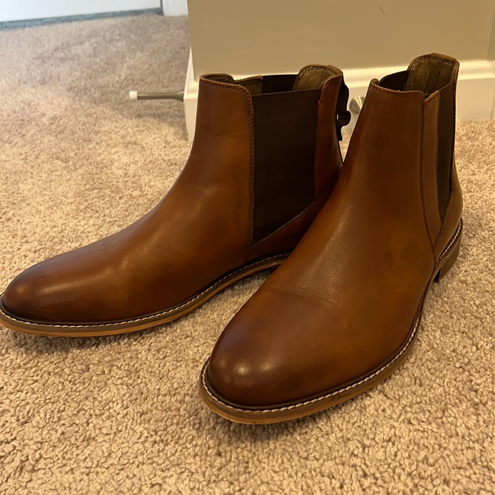 Men’s Chelsea Boots - Size 10